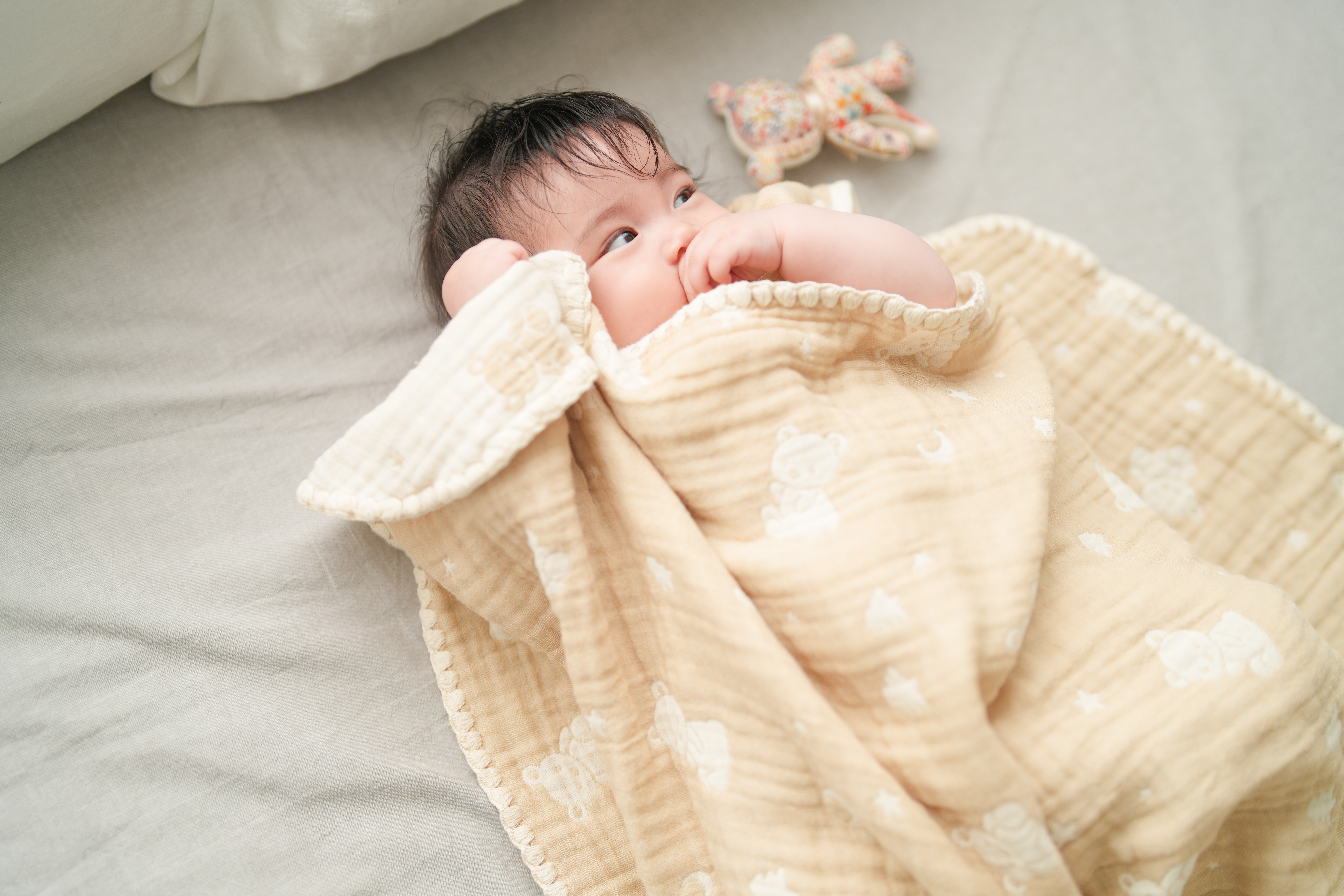 赤ちゃんにちょうどいいサイズの4重ガーゼケット